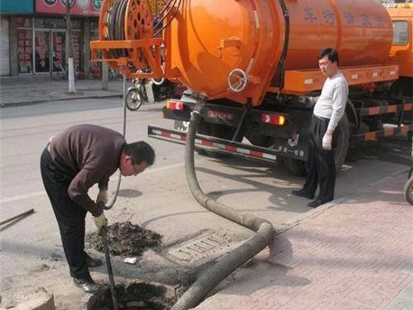 毛阳镇清掏化粪池，健康生活从这里开始